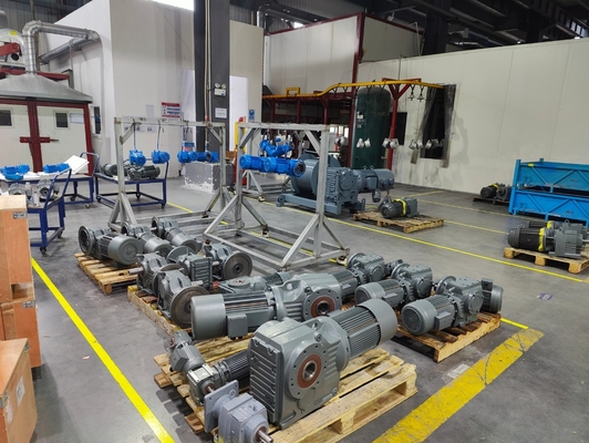 Motor elétrico da engrenagem de transmissão da C.A. do chanfro helicoidal alto da série do redutor K do torque